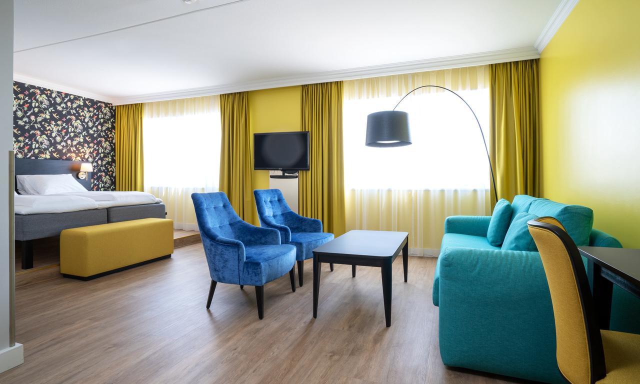 Thon Hotel Triaden Lorenskog Bagian luar foto