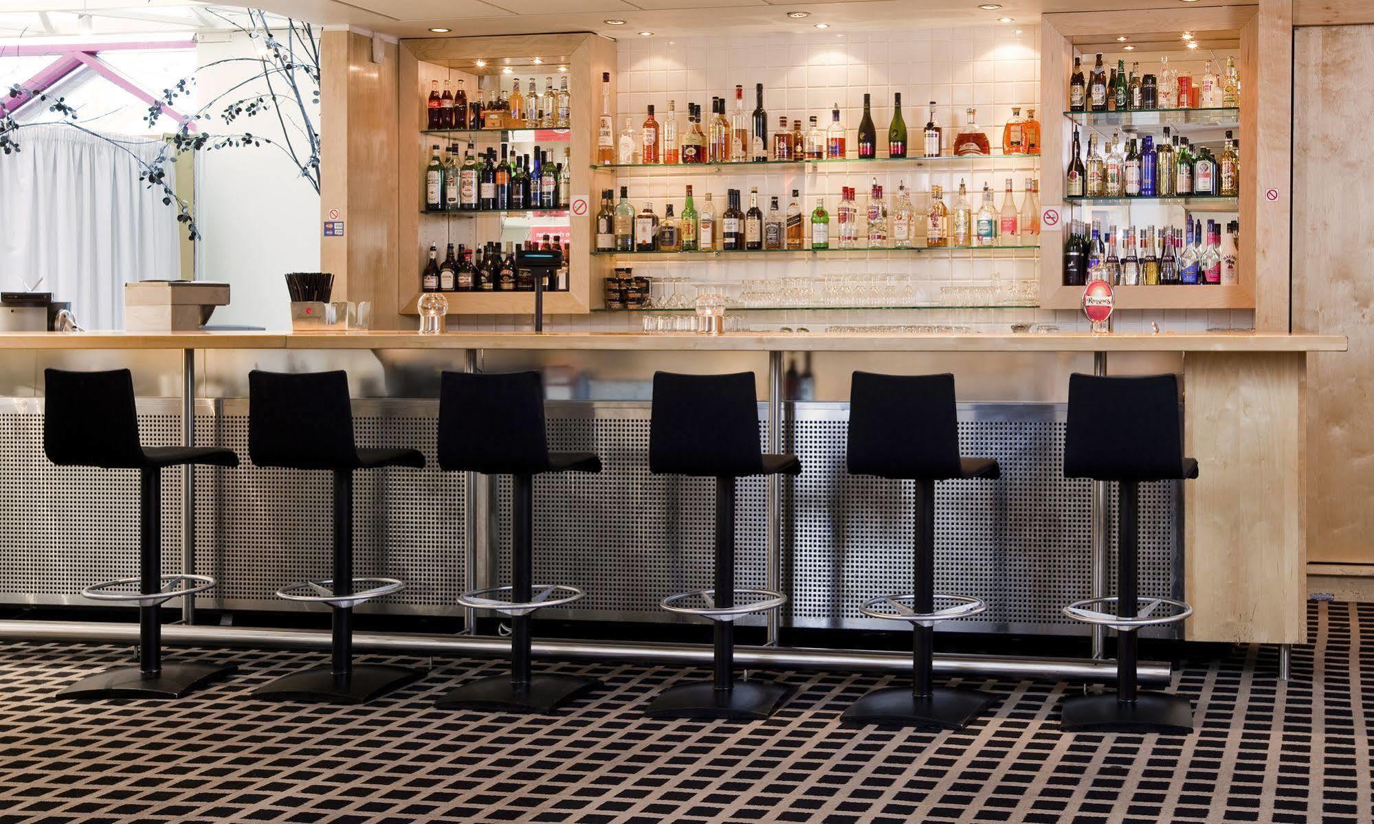 Thon Hotel Triaden Lorenskog Bagian luar foto