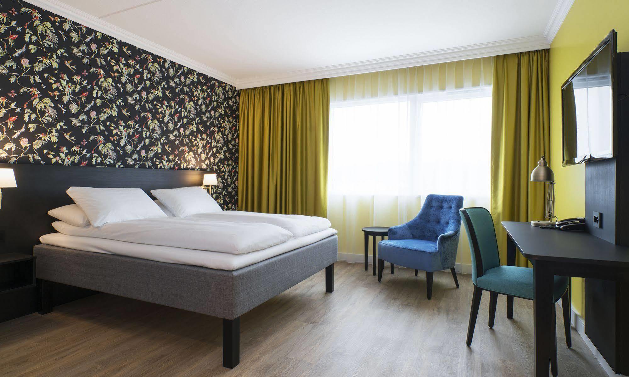 Thon Hotel Triaden Lorenskog Bagian luar foto