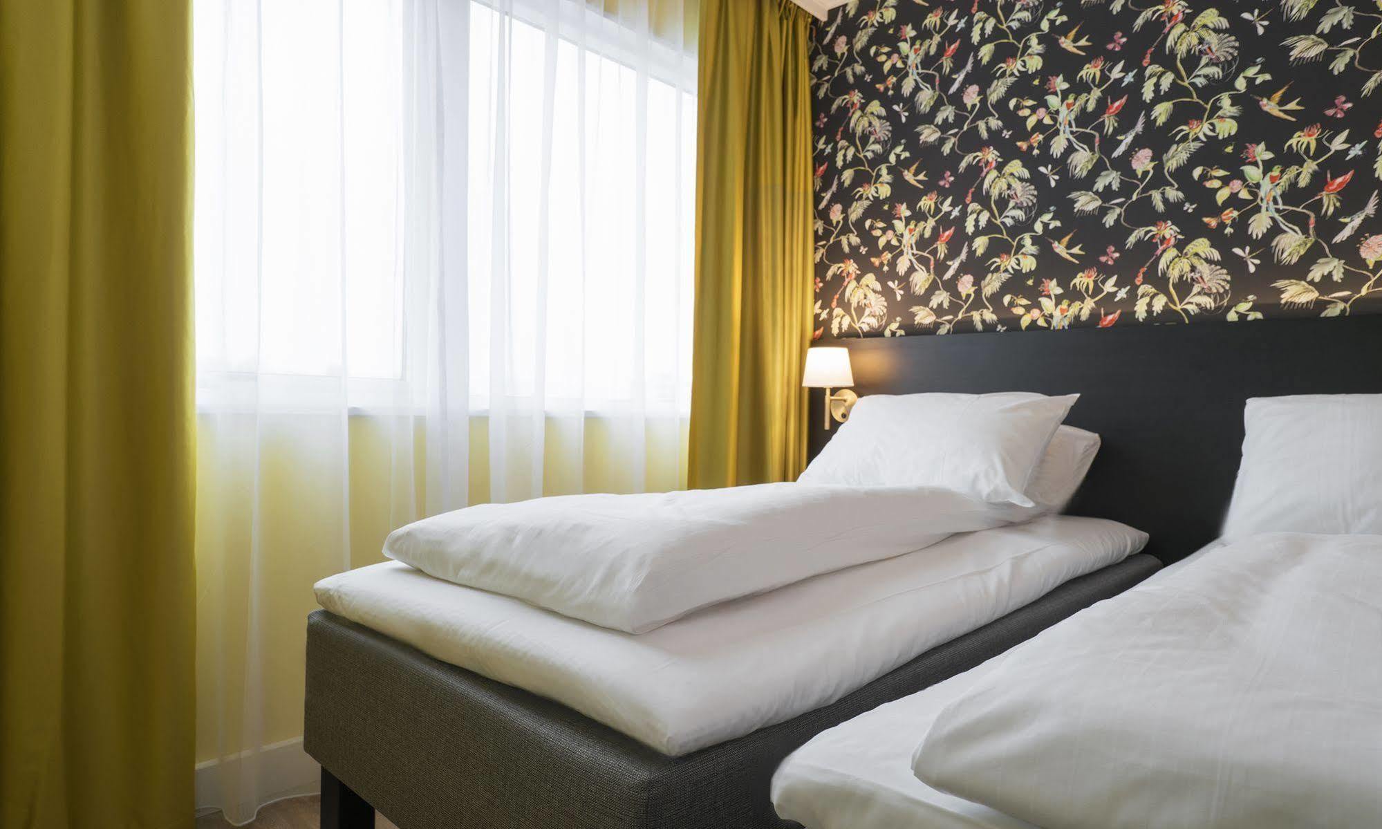 Thon Hotel Triaden Lorenskog Bagian luar foto